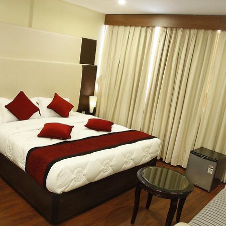 Hotel Meridian Suite Kathmandu Rum bild