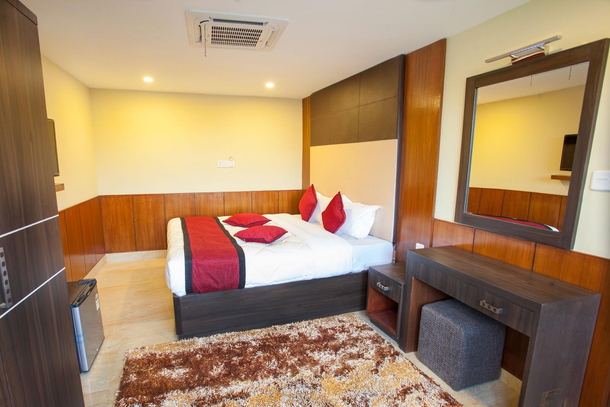 Hotel Meridian Suite Kathmandu Exteriör bild