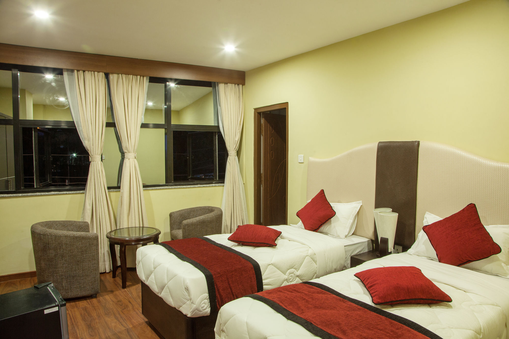 Hotel Meridian Suite Kathmandu Exteriör bild